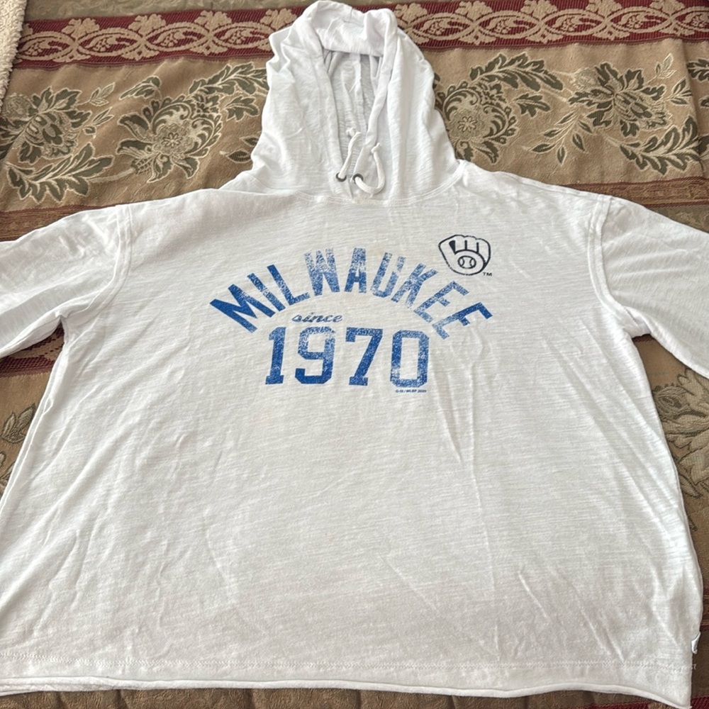 Milwaukee Brewers long sleeve hoodie tee